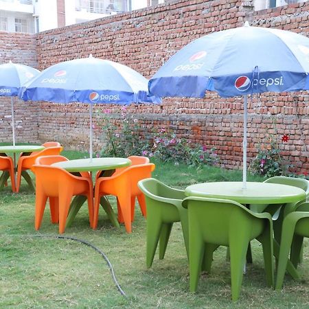 Hotel Dream Comfort Agra  Exterior foto