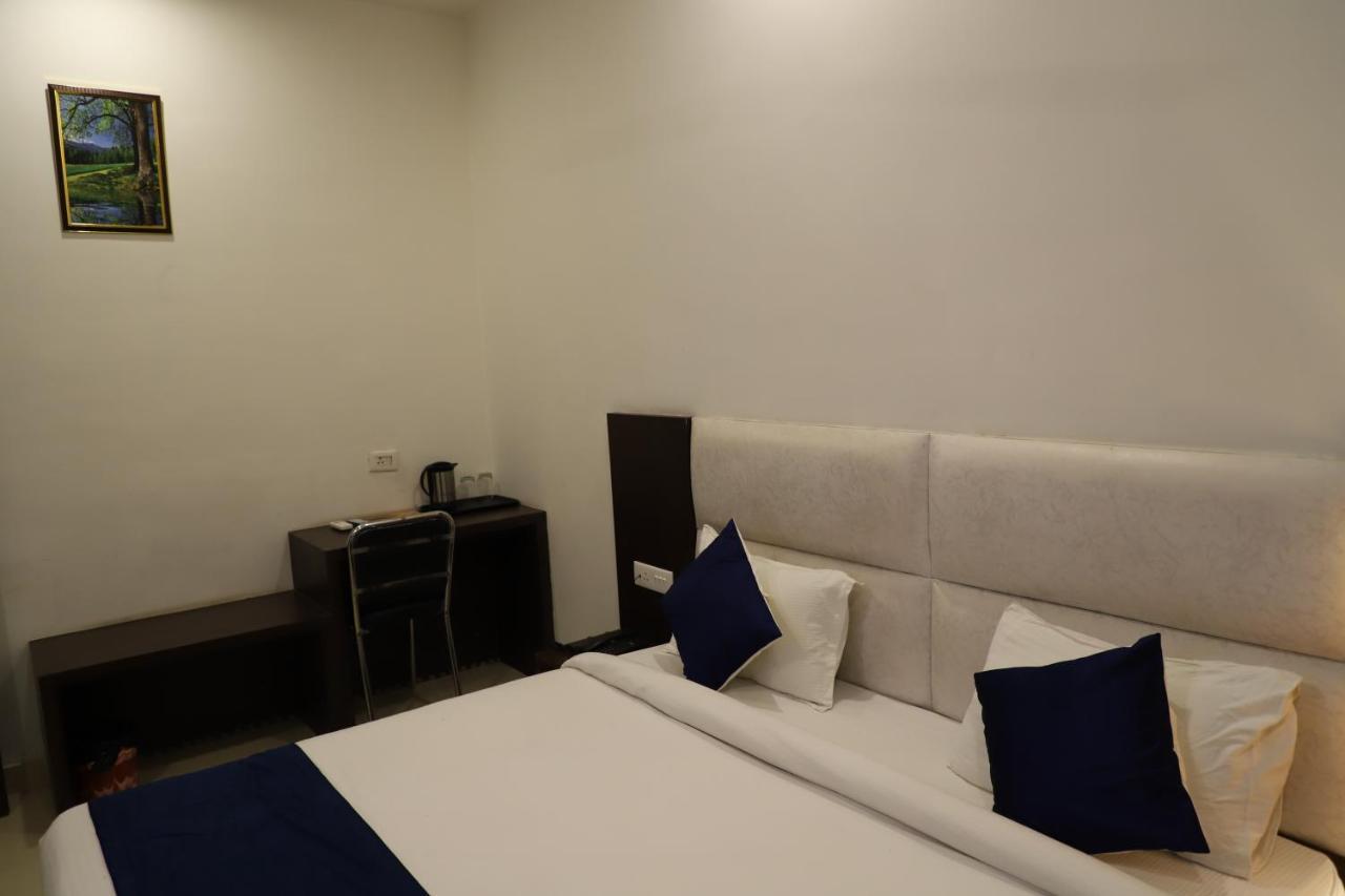 Hotel Dream Comfort Agra  Exterior foto